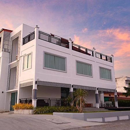 Munruk Hostel Prachuap Khiri Khan Esterno foto
